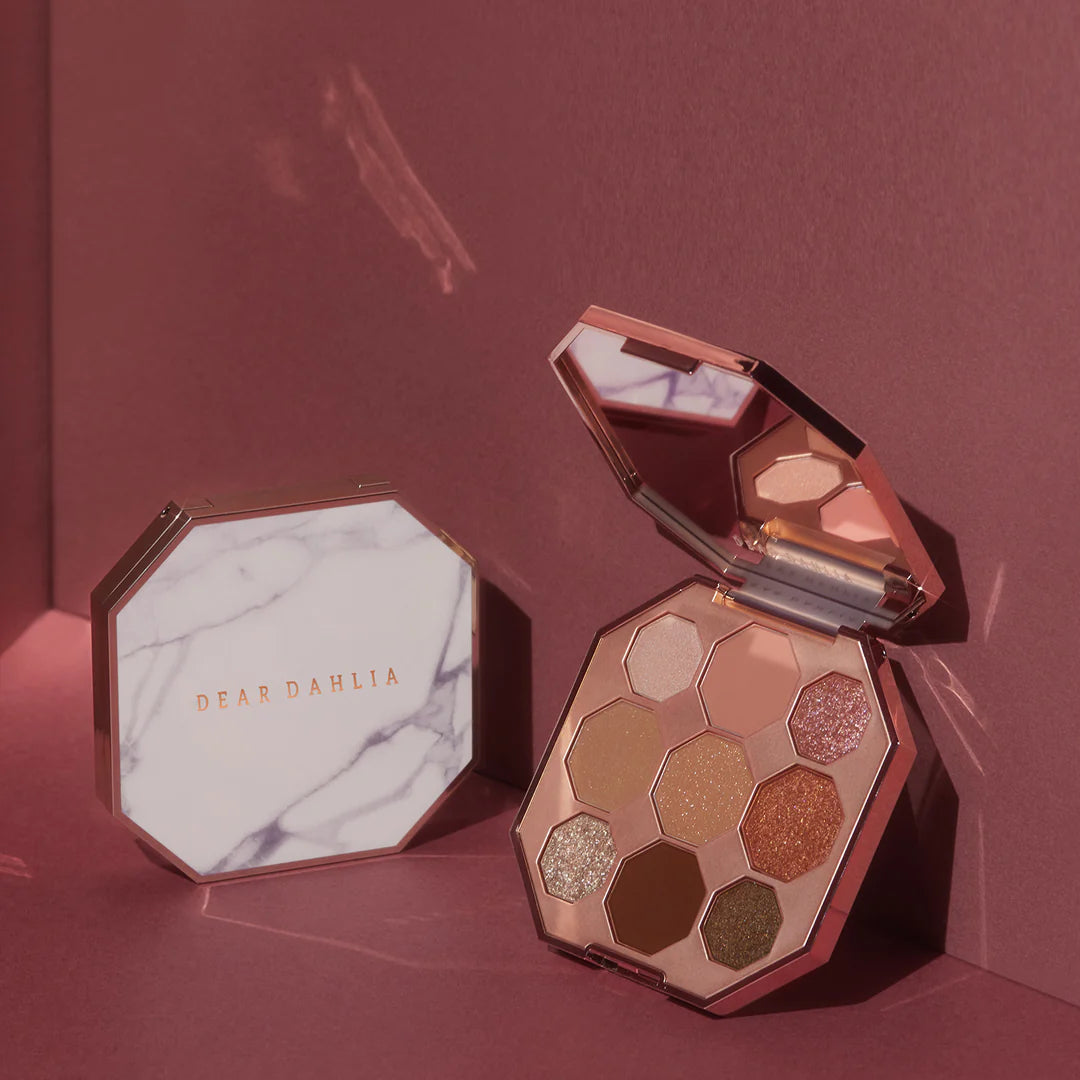 TIMELESS BLOOM COLLECTION PALETTE (RENEWAL)