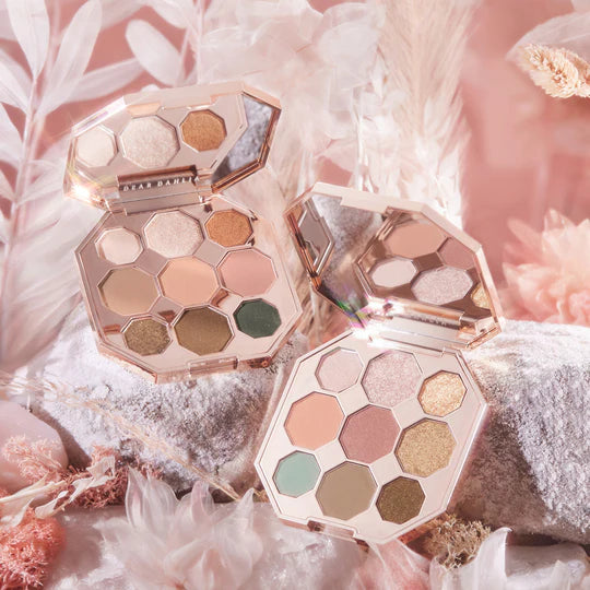 BLOOMING EDITION GARDEN OF LIGHT PALETTE DAWN