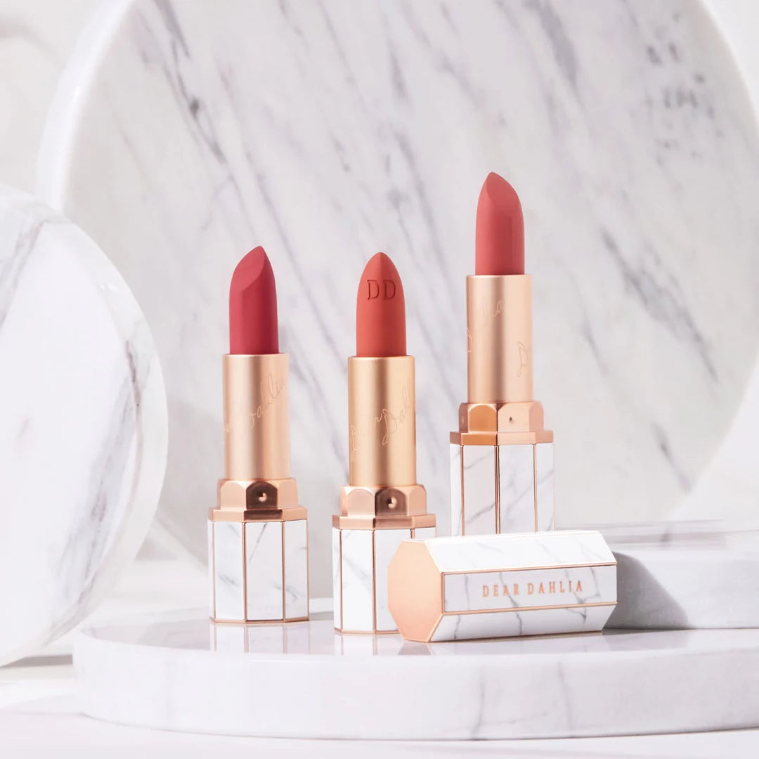 LIP PARADISE EFFORTLESS MATTE LIPSTICK M112 TAYLOR