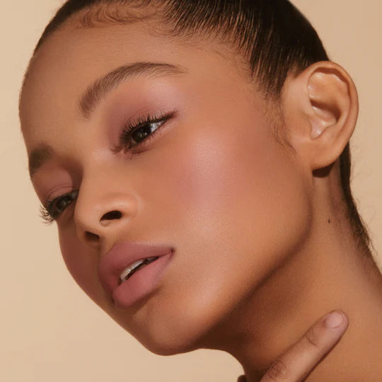 PARADISE DREAM VELVET LIP MOUSSE BUTTON